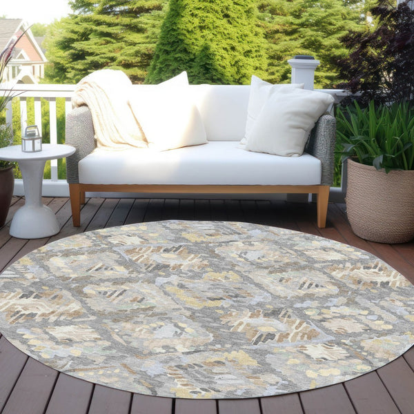 HomeRoots 5' Gray and Brown Geometric Indoor Outdoor Area Rug – Durable, Washable, Stylish for Any Space 8' Round 609144