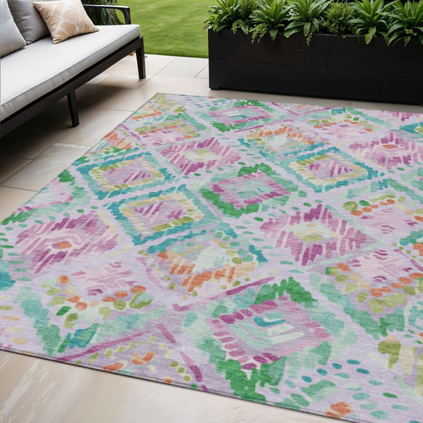 HomeRoots 5' Stylish Lavender and Purple Geometric Area Rug - Durable, Machine-Washable for Indoor/Outdoor Use 5' X 8' 609149
