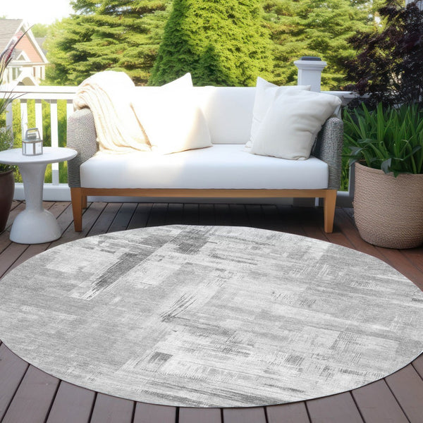 HomeRoots 5' Durable Gray and Off-White Abstract Washable Area Rug for Indoor and Outdoor High-Traffic Use 8' Round 609198