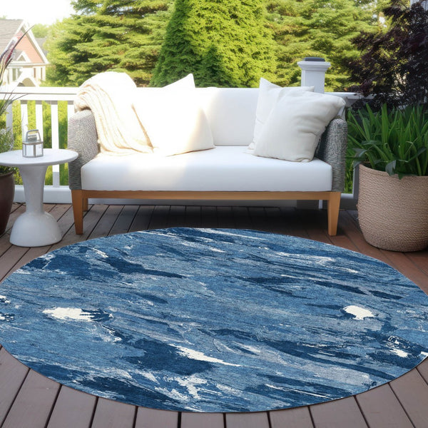 HomeRoots 5' Navy Blue and Blue Abstract Area Rug - Durable, Washable Indoor/Outdoor Design for Modern Spaces 8' Round 609258