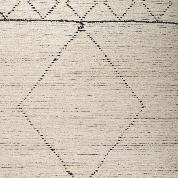 HomeRoots 8' X 10' Ivory & Gray Geometric Hand-Woven Area Rug – Artisan Crafted Soft Cotton for Modern Spaces 609370
