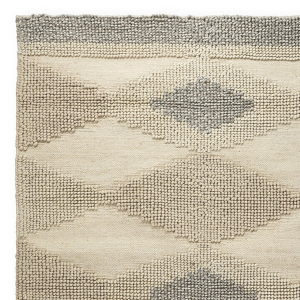 HomeRoots 5' Hand-Woven Wool Area Rug in Beige, Brown & Gray - Modern Geometric Design for Elegant Spaces 5' X 8' 609371