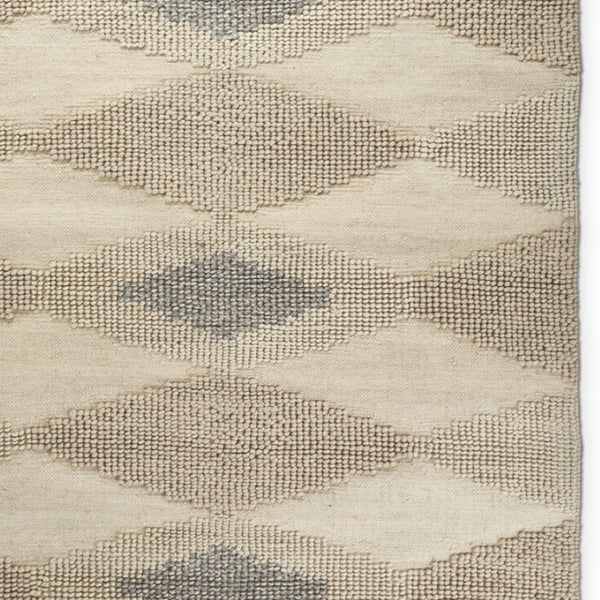 HomeRoots 5' Hand-Woven Wool Area Rug in Beige, Brown & Gray - Modern Geometric Design for Elegant Spaces 8' X 10' 609372