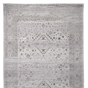 HomeRoots 5' Hand-Woven Black and Gray Medallion Area Rug - Distressed Vintage Design for Modern Interiors 609378