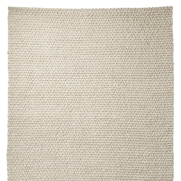 HomeRoots 5' Hand-Woven Cream Berber Area Rug - Soft Wool-Blend, Artisan-Made, Modern Design for Cozy Homes 609379
