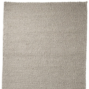 HomeRoots 5' Hand-Woven Beige Berber Area Rug - Artisanal Softness, Timeless Style & Unique Comfort for Any Space 9' X 12' 609387