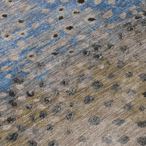 HomeRoots 5' Khaki and Taupe Abstract Indoor Outdoor Area Rug - Modern Design, Easy Care, Pet-Friendly Solution 8' Round 609464