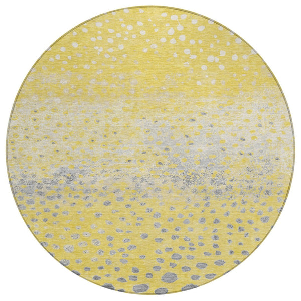 HomeRoots 5' Yellow and Gold Abstract Area Rug - Durable, Washable Indoor/Outdoor Design for Modern Spaces 8' Round 609470