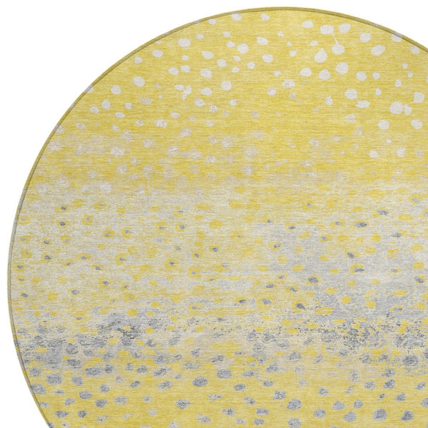 HomeRoots 5' Yellow and Gold Abstract Area Rug - Durable, Washable Indoor/Outdoor Design for Modern Spaces 8' Round 609470