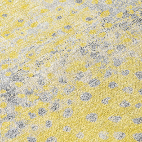 HomeRoots 5' Yellow and Gold Abstract Area Rug - Durable, Washable Indoor/Outdoor Design for Modern Spaces 8' X 10' 609471