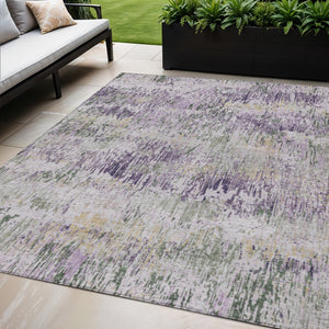 HomeRoots 5' Striped Lavender and Purple Area Rug - Stylish, Washable Design for Indoor and Outdoor Use 5' X 8' 609553