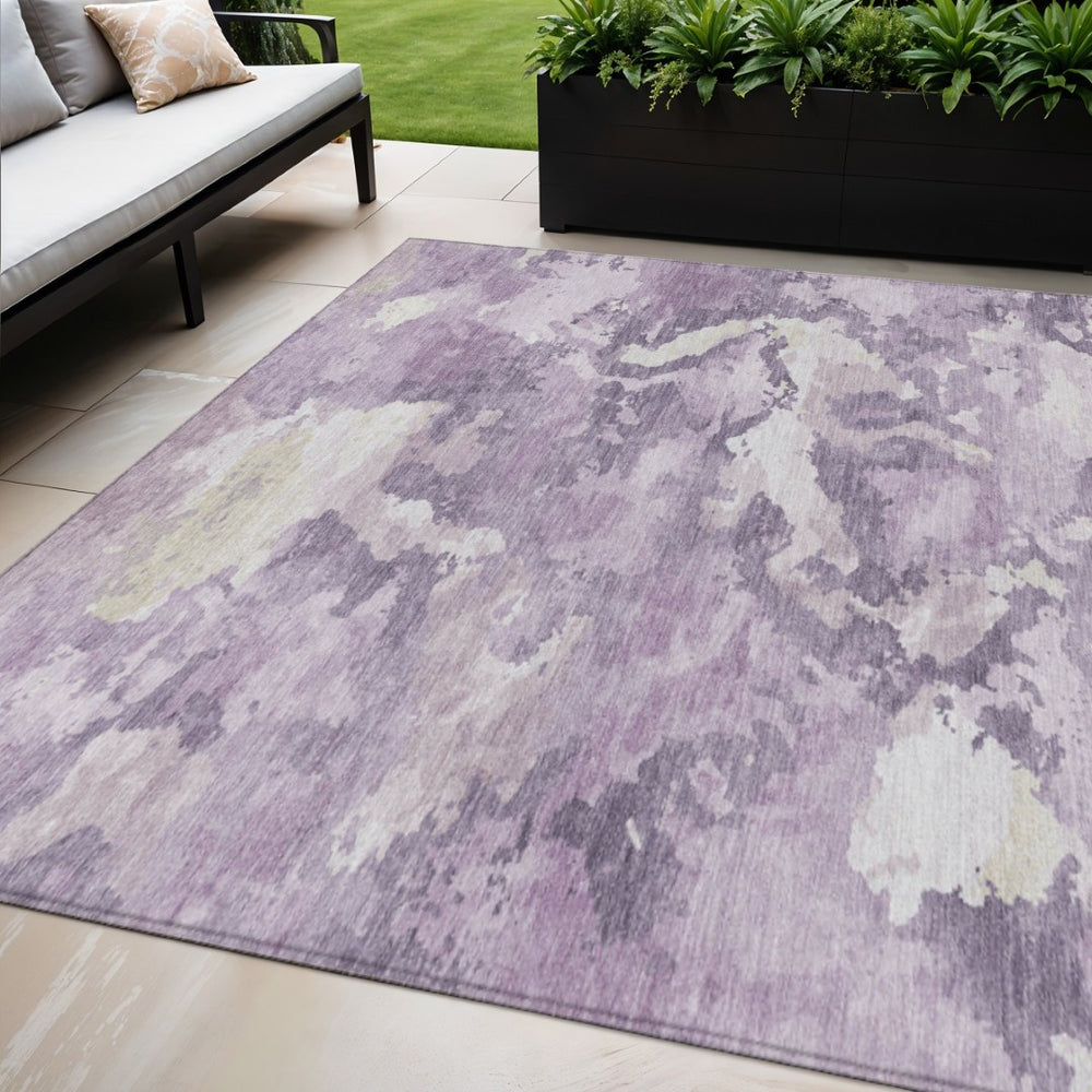 HomeRoots 5' Abstract Lavender and Lilac Washable Area Rug – Stylish, Durable Design for Indoor and Outdoor Use 5' X 8' 609571
