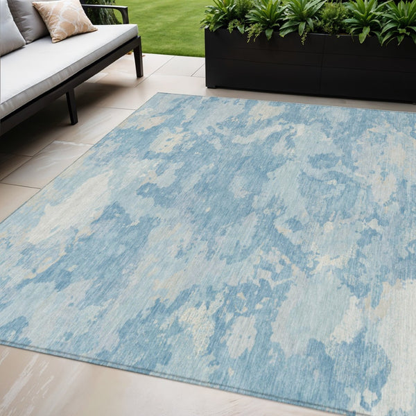 HomeRoots 5' Sky Blue and Denim Blue Abstract Rug - Washable Indoor/Outdoor Area Rug for Modern Spaces 5' X 8' 609577