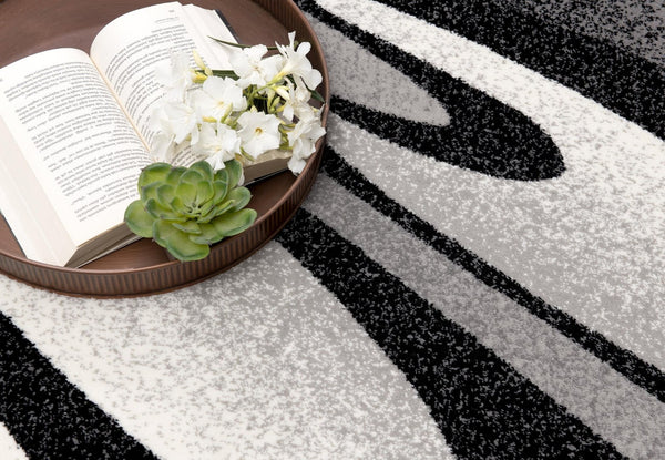 HomeRoots 19' Runner Black and Gray Abstract Rug - Durable, Stain-Resistant Design for Hallways & Entryways 609612
