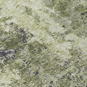 HomeRoots 5' Modern Artichoke and Fern Green Abstract Washable Area Rug for Indoor and Outdoor Spaces 8' Round 609848