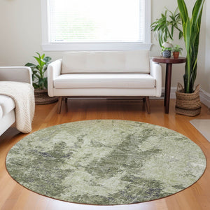 HomeRoots 5' Modern Artichoke and Fern Green Abstract Washable Area Rug for Indoor and Outdoor Spaces 8' Round 609848
