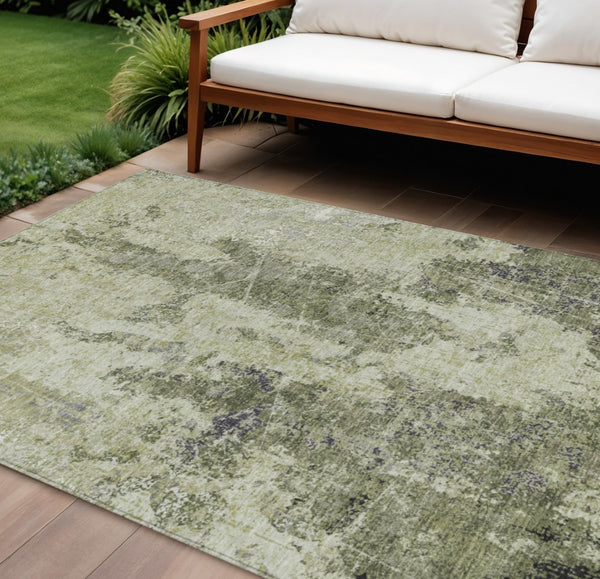 HomeRoots 5' Modern Artichoke and Fern Green Abstract Washable Area Rug for Indoor and Outdoor Spaces 10' X 14' 609851