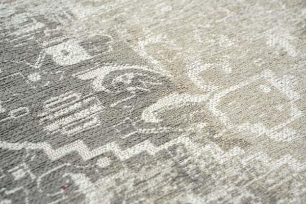 Tribal Pattern Washable Area Rug Uv Resistant Recycled Pet Low Pile for Living Rooms
