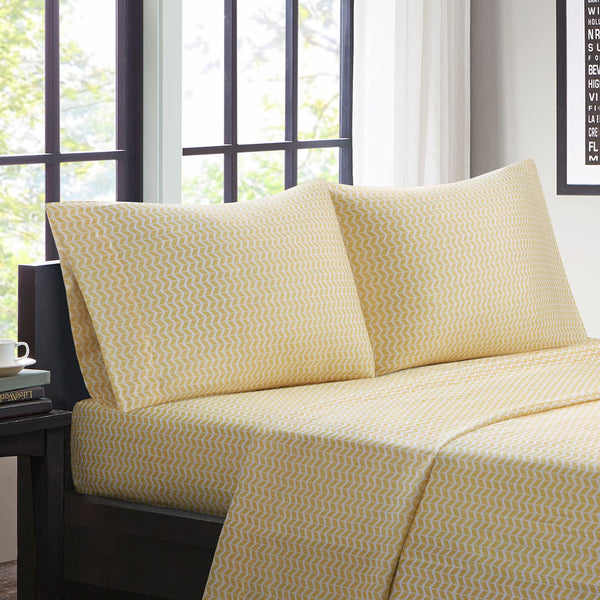 JLA Home Intelligent Design - Printed Microfiber Sheet Set with Vivid Chevron Print, OEKO-TEX, Antimicrobial, Wrinkle-Resistant Finish Yellow ID20-285