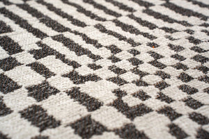 8 Ft Round Washable Berber Rug Recycled Fibers Geometric Pattern Uv Resistant