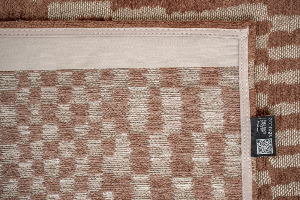HomeRoots 8 Ft Round Berber Geometric Area Rug Washable Low Pile for Living Room or Entryway 610100
