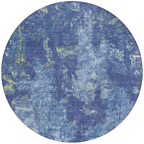 HomeRoots 5' Navy Blue and Denim Abstract Area Rug - Washable, Durable Design for Indoor and Outdoor Use 8' Round 610410
