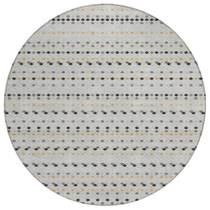HomeRoots 5' Stylish Silver and Gray Striped Area Rug for Indoor Outdoor Spaces - Durable, Washable & Versatile 8' Round 610566