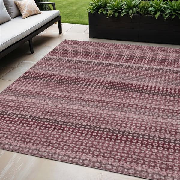 HomeRoots 5' Durable Red and Burgundy Striped Area Rug for Indoor and Outdoor Spaces – Machine Washable & Stylish 5' X 8' 610589