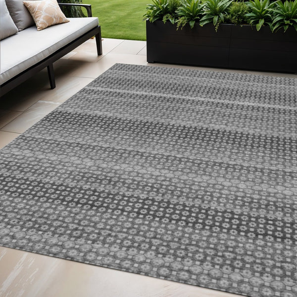 HomeRoots 5' Gray and Silver Striped Washable Area Rug for Indoor and Outdoor Spaces – Durable & Stylish Choice 5' X 8' 610595