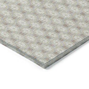 HomeRoots 5' Elegant Beige and Ivory Floral Area Rug – Durable, Washable Design for Indoor & Outdoor Spaces 8' Round 610632