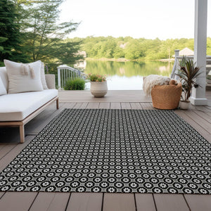 HomeRoots 5' Elegant Black and Gray Floral Washable Area Rug for Indoor and Outdoor Spaces, Durable Design 5' X 8' 610637