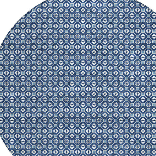 HomeRoots 5' Durable Blue Floral Area Rug - Machine Washable for Indoor & Outdoor Use, Perfect for Any Space 8' Round 610644