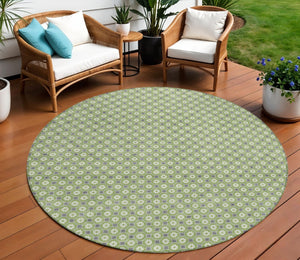 HomeRoots 5' Floral Washable Indoor Outdoor Area Rug - Durable, Stylish, and Easy-Care for Any Space 8' Round 610650