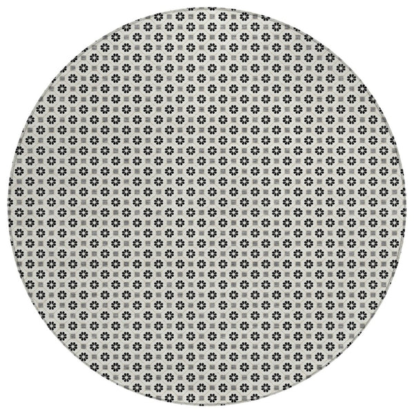 HomeRoots 5' Elegant Ivory and Black Floral Washable Area Rug for Indoor and Outdoor Spaces, Durable Design 8' Round 610656