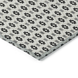 HomeRoots 5' Elegant Ivory and Black Floral Washable Area Rug for Indoor and Outdoor Spaces, Durable Design 8' Round 610656