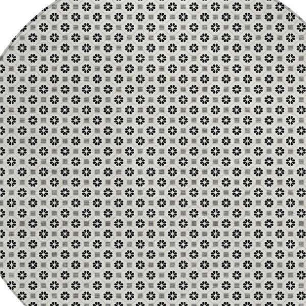 HomeRoots 5' Elegant Ivory and Black Floral Washable Area Rug for Indoor and Outdoor Spaces, Durable Design 8' Round 610656
