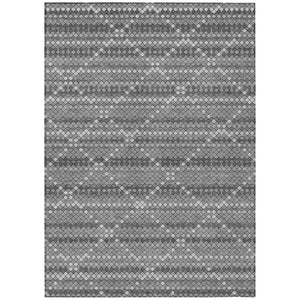 HomeRoots 5' Stylish Gray and Silver Geometric Washable Area Rug for Indoor and Outdoor High-Traffic Spaces 5' X 8' 610710