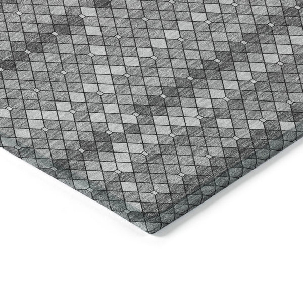 HomeRoots 5' Stylish Gray and Silver Geometric Washable Area Rug for Indoor and Outdoor High-Traffic Spaces 10' X 14' 610714