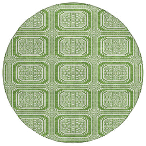 HomeRoots 5' Green and Ivory Geometric Area Rug - Durable, Washable, Stylish for Indoor and Outdoor Spaces 8' Round 610807