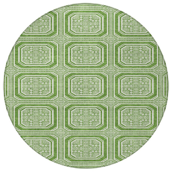 HomeRoots 5' Green and Ivory Geometric Area Rug - Durable, Washable, Stylish for Indoor and Outdoor Spaces 8' Round 610807