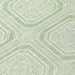 HomeRoots 5' Mint Green and Ivory Geometric Area Rug - Stylish, Washable, Durable for Indoor and Outdoor Spaces 8' Round 610831