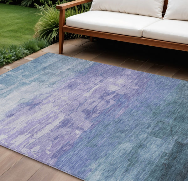HomeRoots 5' Durable Denim Blue and Sky Blue Striped Rug - Versatile Indoor/Outdoor Style for Any Space 10' X 14' 610882