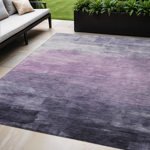 HomeRoots 5' Striped Indoor Outdoor Area Rug in Lavender and Lilac - Durable, Washable, Versatile Design 5' X 8' 610896