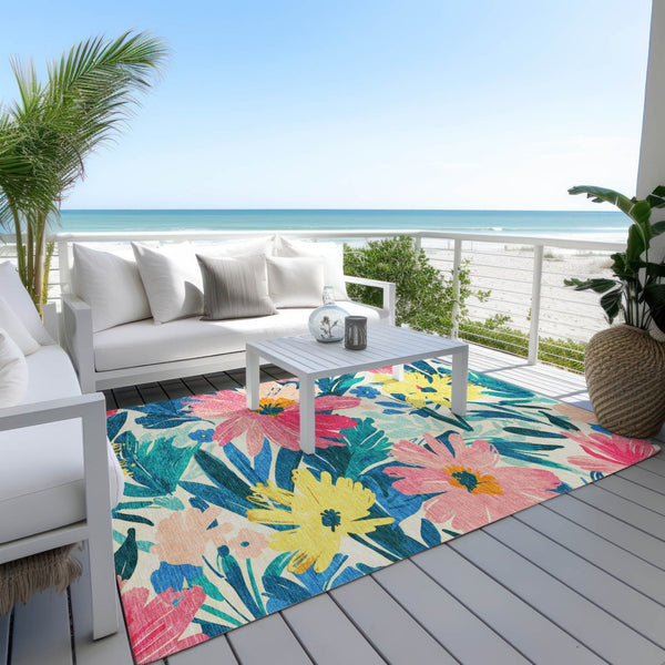 HomeRoots 5' Floral Blush and Pink Area Rug - Stylish, Washable Indoor/Outdoor Accent for All Spaces 10' X 14' 610978