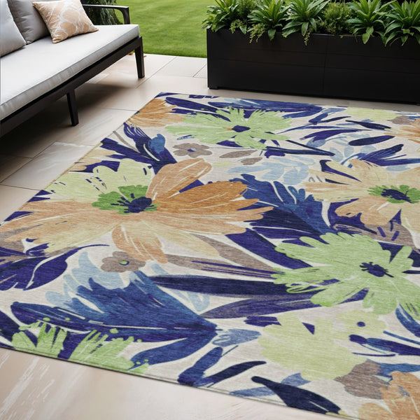 HomeRoots 5' Navy Blue and Beige Floral Area Rug - Durable, Washable, Indoor/Outdoor Charm for Any Space 5' X 8' 610987