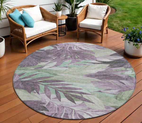 HomeRoots 5' Vibrant Lavender and Lilac Floral Washable Area Rug for Indoor and Outdoor Elegance and Durability 8' Round 611116