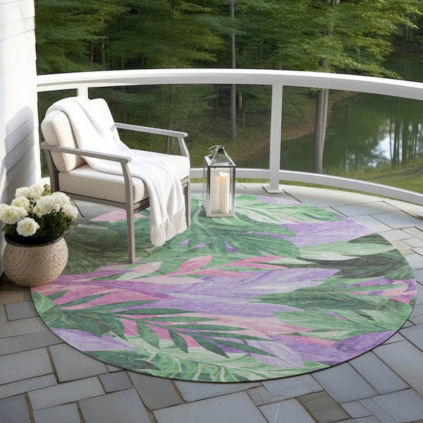 HomeRoots 5' Sage and Mint Green Floral Washable Area Rug - Versatile Indoor/Outdoor Design for Every Space 8' Round 611122