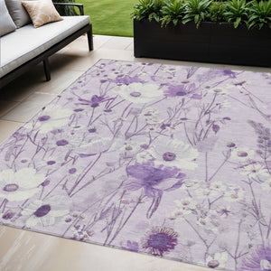 HomeRoots 5' Floral Area Rug in Soft Lavender and Lilac - Washable, Durable for Indoor and Outdoor Use 5' X 8' 611151