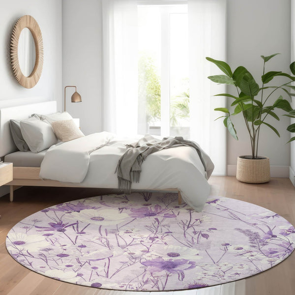 HomeRoots 5' Floral Area Rug in Soft Lavender and Lilac - Washable, Durable for Indoor and Outdoor Use 8' Round 611152
