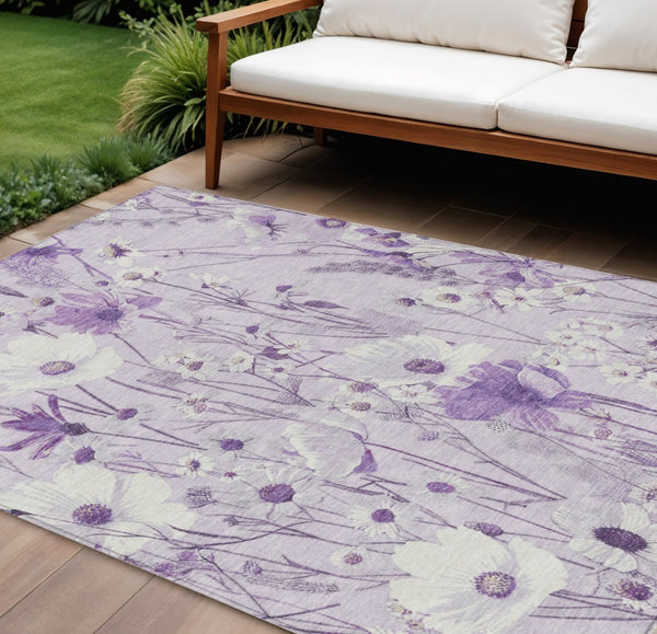 HomeRoots 5' Floral Area Rug in Soft Lavender and Lilac - Washable, Durable for Indoor and Outdoor Use 10' X 14' 611155